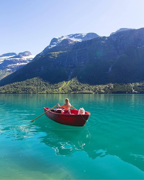 Lovatnet, Stryn 