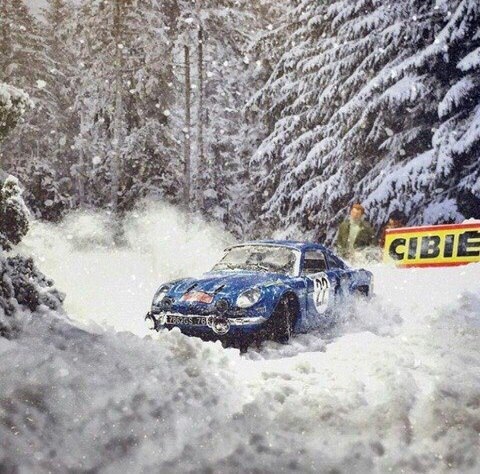 Хобби и мастер-золотые руки, большой любитель WRC! Как говорится дело мастера боится!Посмотришь на такое чудо и правда, даже не верится, что это сделано руками. Левша поработал на славу,