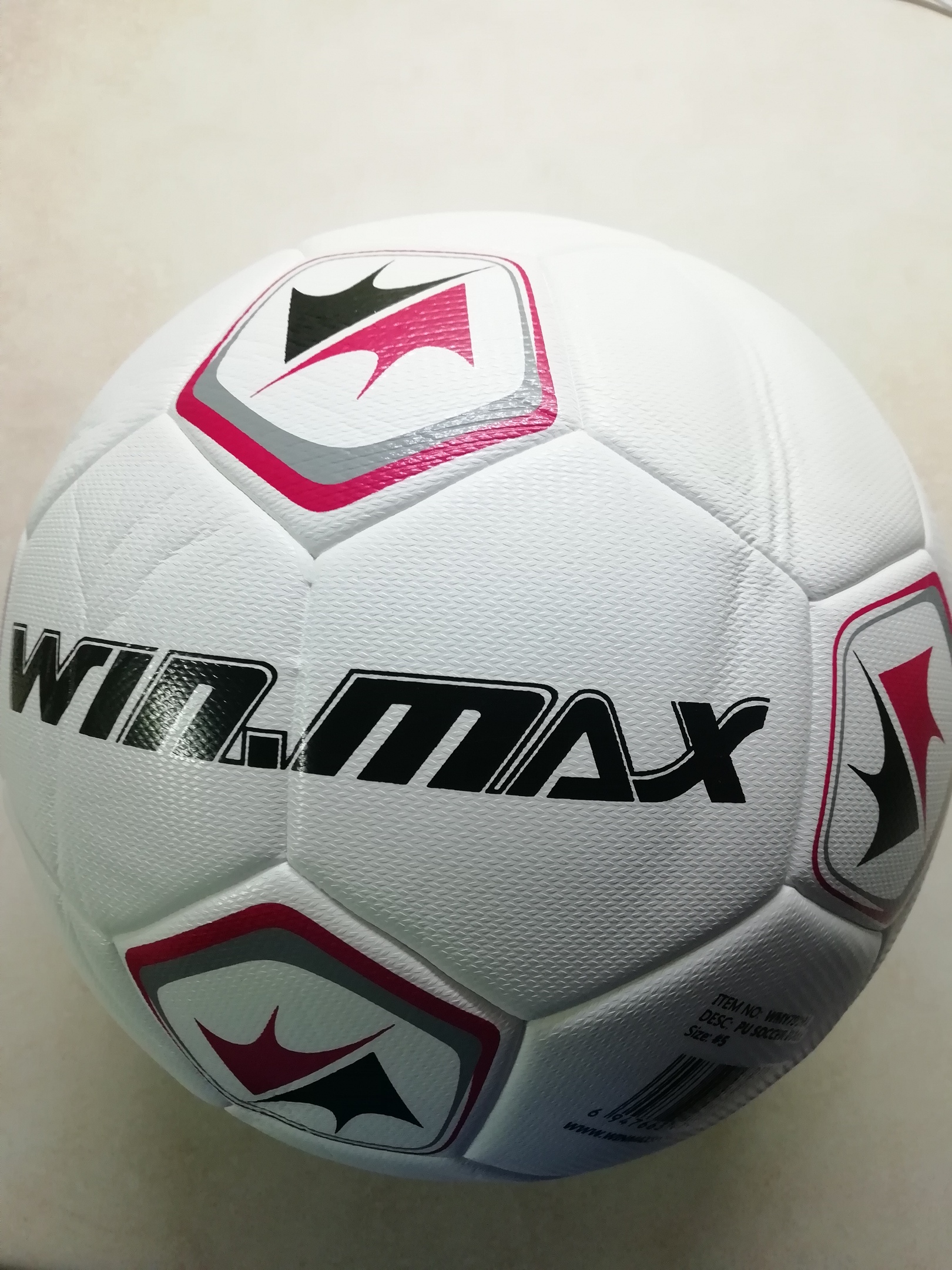 профессиональные тренировочные и матчевые футбольные мячи WIN MAX купить футбольный мяч