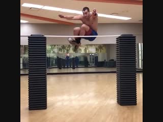 Strength of Body. Прыжок через препятствие 180 см