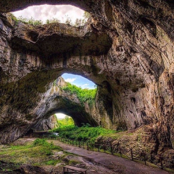 Пещера Деветашка, Болгария.