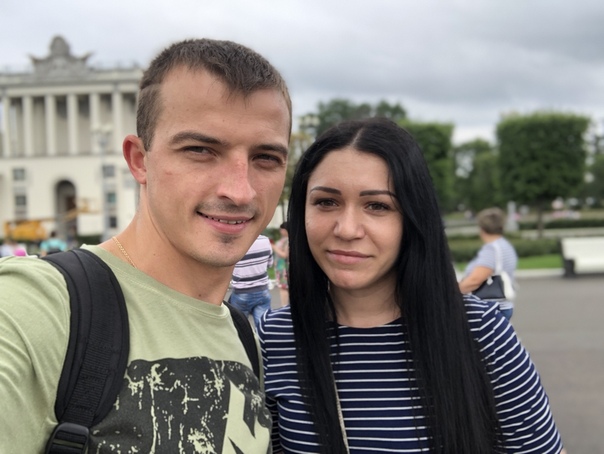 Доброго дня! Молодая семейная пара снимет 1-комн. квартиру, с мебелью и всем необходимым для проживания, на Юго-западе Москвы, в пешей доступности от метро (не более 10-15 минут) Рассмотрим следующие станции метро: Юго-западная, Тропарево, Беляево, Коньково, Теплый Стан, Ясенево). Рассматриваем только длительное проживание. О нас: Россияне, тихие и мирные, без шумных тусовок и прочего, всегда находим язык с хозяином, по пустякам не беспокоим. Имеем ВО и стабильную работу. Своевременную оплату гарантируем. Строго через договор аренды с собственником. <br>Бюджет – до 25 000 р в месяц + залог. <br>«Бабушкин вариант», субаренду, подселение просьба не предлагать. Риелторы – не беспокоить!!! Наличие стиральной машины, кухонной техники и интернета очень желательно. Осмотр в любое время, заезд возможен в конце сентября (обсуждается!) По всем остальным вопросам звоните или пишите +7 916 850 10 27 Роман. <br>За репост отдельное спасибо!<br> Рудько - фото Фото: Доброго дня! Молодая семейная пара снимет 1-комн. квартиру, с мебелью и всем необходимым для проживания, на Юго-западе Москвы, в пешей доступности от метро (не более 10-15 минут) Рассмотрим следующие станции метро: Юго-западная, Тропарево, Беляево, Коньково, Теплый Стан, Ясенево). Рассматриваем только длительное проживание. О нас: Россияне, тихие и мирные, без шумных тусовок и прочего, всегда находим язык с хозяином, по пустякам не беспокоим. Имеем ВО и стабильную работу. Своевременную оплату гарантируем. Строго через договор аренды с собственником. <br>Бюджет – до 25 000 р в месяц + залог. <br>«Бабушкин вариант», субаренду, подселение просьба не предлагать. Риелторы – не беспокоить!!! Наличие стиральной машины, кухонной техники и интернета очень желательно. Осмотр в любое время, заезд возможен в конце сентября (обсуждается!) По всем остальным вопросам звоните или пишите +7 916 850 10 27 Роман. <br>За репост отдельное спасибо!<br> Рудько