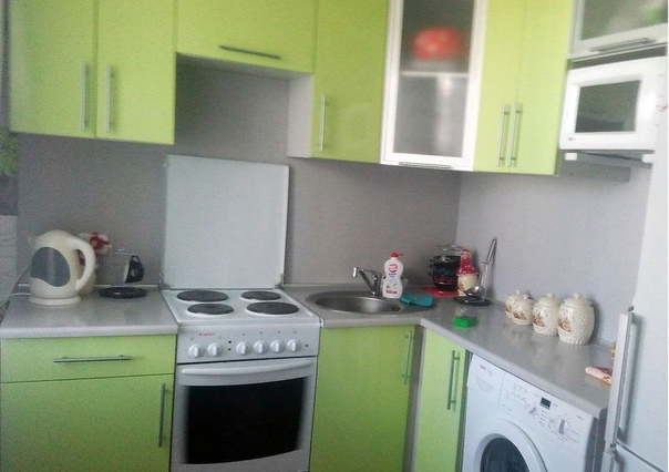 Фото: м.Нахимовский проспект — 250 м<br>Фруктовая, 11<br>Сдается просторная квартира с хорошим, современным ремонтом в хорошем доме.В квартире произведен качественный ремонт, полностью упакована мебелью и техникой для проживания. В шаговой доступности вся инфраструктура, парковка во дворе. Сдается на длительный срок порядочным людям.<br>тел: 89653095408<br>цена 30000