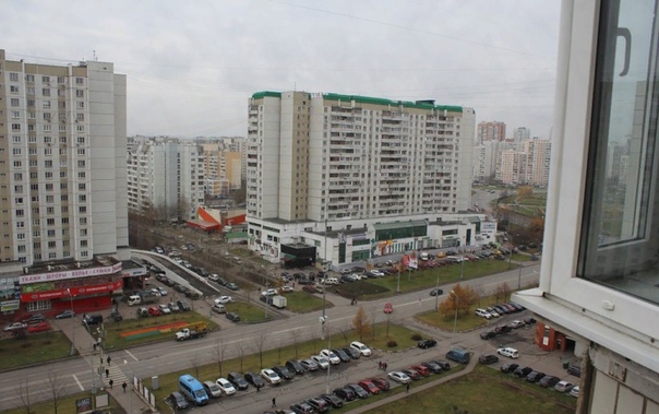 Братиславская улица Братисла́вская у́лица улица в Москве, расположенная в Юго-Восточном административном округе в районе Марьино.Происхождение названия До 1996 года именовалась Проектируемый