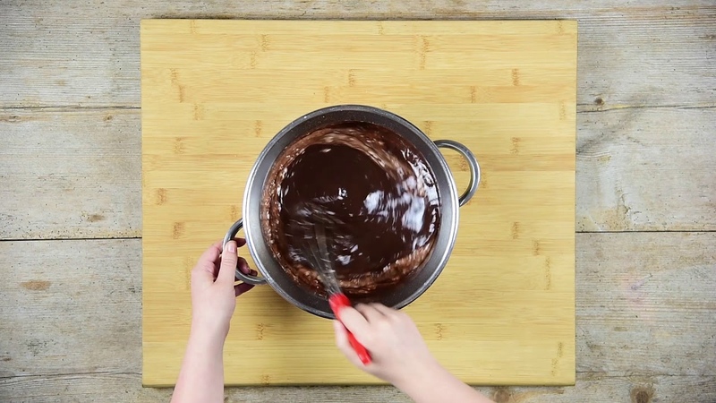 Spicy Gingerbread Cake