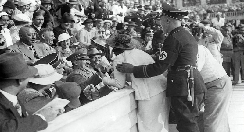 WHEN CARLA DE VRIES KISSED HITLER