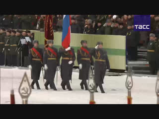 Парад в Санкт-Петербурге в честь 75-летия снятия блокады Ленинграда