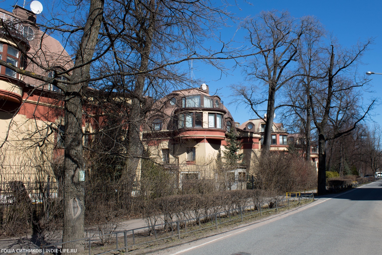 Частные дома Крестовский остров