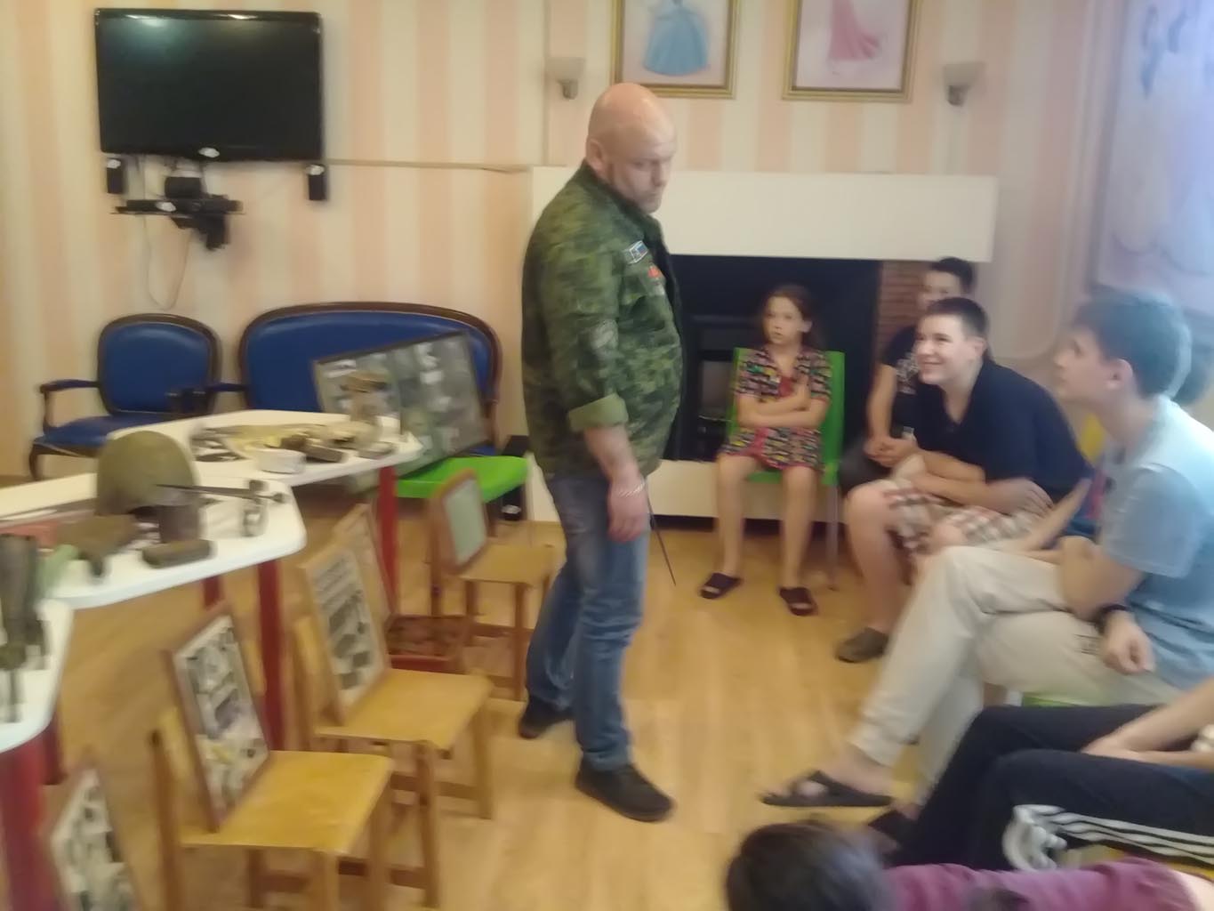 Встреча наших детей с представителем поискового отряда "Бумеранг"