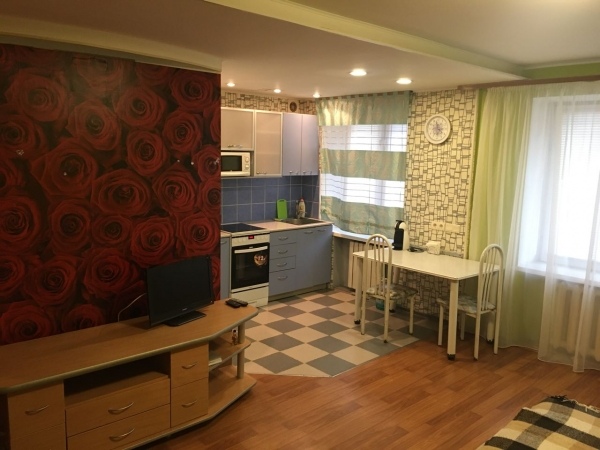 Фото: Иркутск, Партизанская, 69 <br>Сдаю квартиру на длительный срок. <br>Для проживания есть все необходимое. <br>Рассмотрю семейную пару, возможно пару <br>студентов или одного человека. <br>Стоимость ежемесячная 9.000 рублей. <br>Звоните 89087755046 <br>. <br>Самые лучшие квартиры города Иркутска <br>по самым приятным ценам! <br>