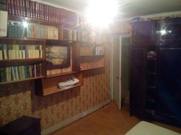 Сдам комнату в 3-хкомнатной квартире в 12-ти минутах ходьбы от м. Тёплый Стан (ул. Тёплый Стан, д. 15, корп. 2).<br>15 000р + коммуналка (ЕПД+эл-во)<br>При въезде оплата 1-го и последнего месяцев проживания (можно разбить на 2 платежа). - фото Фото: Сдам комнату в 3-хкомнатной квартире в 12-ти минутах ходьбы от м. Тёплый Стан (ул. Тёплый Стан, д. 15, корп. 2).<br>15 000р + коммуналка (ЕПД+эл-во)<br>При въезде оплата 1-го и последнего месяцев проживания (можно разбить на 2 платежа).