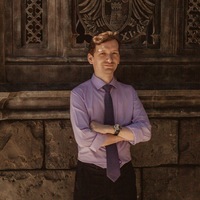 Александр Вахрамов