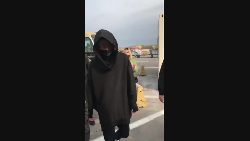 18115 — Сюйкунь в PEK Airport.