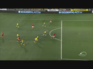 «Синт-Трёйден» 1:1 «Стандард» | Гол Уларе