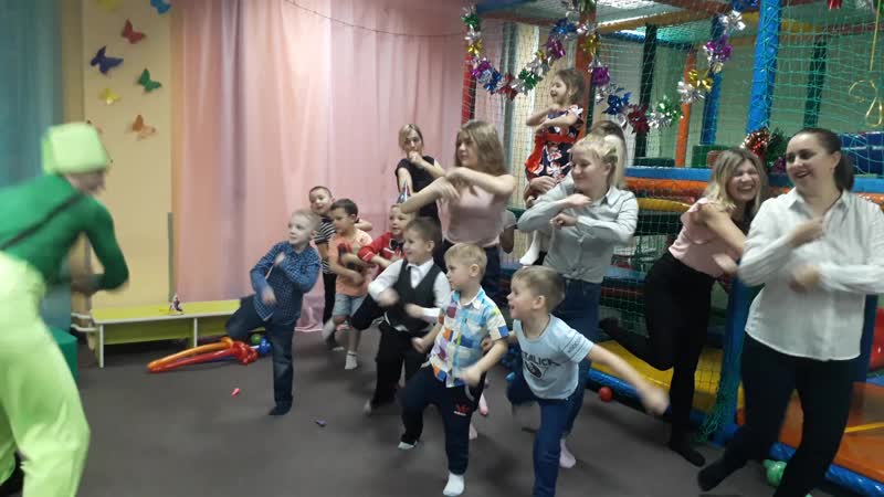 день рождение с Крипером