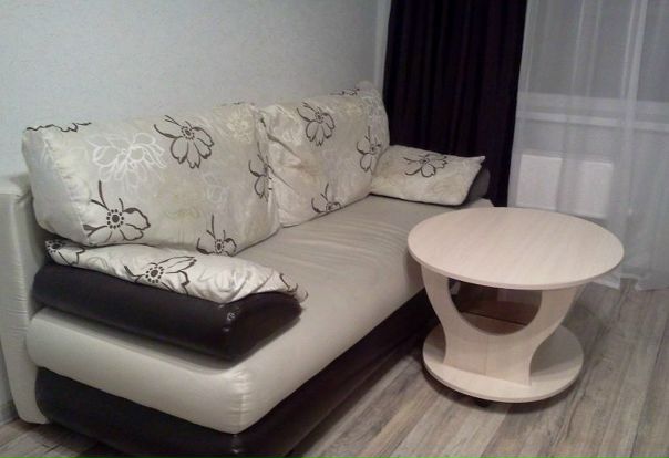 Брянская, 8 <br>Киевская — 600 м <br>89630833386 <br>В квартире есть все, что может потребоваться для проживания. Кровать, шкаф, стол, проведен wi-fi, в отличном состоянии, имеется выход на балкон. На кухне есть плита, холодильник, посуда, стиралка в ванной. <br>Арендная плата: 24000 в месяц - фото Фото: Брянская, 8 <br>Киевская — 600 м <br>89630833386 <br>В квартире есть все, что может потребоваться для проживания. Кровать, шкаф, стол, проведен wi-fi, в отличном состоянии, имеется выход на балкон. На кухне есть плита, холодильник, посуда, стиралка в ванной. <br>Арендная плата: 24000 в месяц
