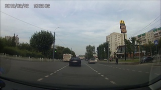 Разметка в пределах перекрестка Мориса Тореза - Ленина