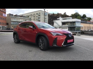 Маленький Лёха. Lexus UX Тест Драйв и Обзор