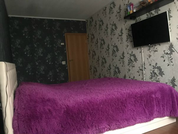 Боровское шоссе, 25, 2 комнатная<br>32000 руб<br>89995854601<br>89080486923<br>Сдаётся 2-комнатная квартира недалеко от метро Боровское Шоссе платежеспособным, аккуратным людям( до метро 5 минут ходьбы). Комнаты раздельные на разные стороны, вся техника, мебель необходимая для жилья есть, у подъезда стоянка для а/м . 32000+ ку, звонить до 21:00. Рассматриваем на заселение людей платежеспособных, главное, чтобы работали и платили вовремя. Национальность не имеет значения. Сдаю срочно! Звоните!<br>ПашаОфис:<br>#арендаквартирвмоскве#снимуквартиру#сдамквартиру#снимуквартирумосква#сдамквартирумосква#арендаквартир#москвааренда#снятьквартирувмоскве#квартиравмоскве#недвижимостьвмоскве#следуй#следуйзамной#подпишись#девушка#девушки#лайки#лайкивзаимно#селфи#привет#инстаграм#супер#инстаграманит#ремонтквартир#инстамода#мода#универ#университет#москва - фото Фото: Боровское шоссе, 25, 2 комнатная<br>32000 руб<br>89995854601<br>89080486923<br>Сдаётся 2-комнатная квартира недалеко от метро Боровское Шоссе платежеспособным, аккуратным людям( до метро 5 минут ходьбы). Комнаты раздельные на разные стороны, вся техника, мебель необходимая для жилья есть, у подъезда стоянка для а/м . 32000+ ку, звонить до 21:00. Рассматриваем на заселение людей платежеспособных, главное, чтобы работали и платили вовремя. Национальность не имеет значения. Сдаю срочно! Звоните!<br>ПашаОфис:<br>#арендаквартирвмоскве#снимуквартиру#сдамквартиру#снимуквартирумосква#сдамквартирумосква#арендаквартир#москвааренда#снятьквартирувмоскве#квартиравмоскве#недвижимостьвмоскве#следуй#следуйзамной#подпишись#девушка#девушки#лайки#лайкивзаимно#селфи#привет#инстаграм#супер#инстаграманит#ремонтквартир#инстамода#мода#универ#университет#москва