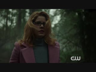 Arrow - Brothers Sisters Promo - The CW