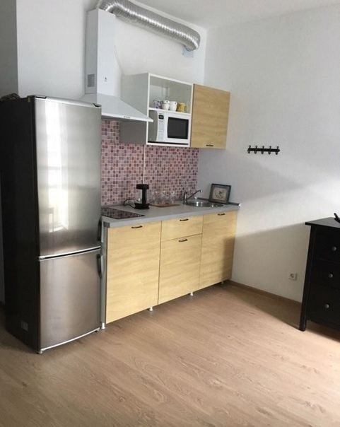 Москва,Ломоносовский проспект, 25 к2 <br>м.Университет <br>Цена-25000 <br>Тел-89663748666 <br>Сдается уютная,светлая квартира студия на длительный срок.Укомплектована всем необходимым для комфортного проживания.Хороший,новый дом,метро в 3 минутах пешком.Так же рядом магазины,кафе,центр города так же очень близко.Рассматриваются одинокие люди,либо пара,так же возможен вариант со студентами.Подробней по телефону. - фото Фото: Москва,Ломоносовский проспект, 25 к2 <br>м.Университет <br>Цена-25000 <br>Тел-89663748666 <br>Сдается уютная,светлая квартира студия на длительный срок.Укомплектована всем необходимым для комфортного проживания.Хороший,новый дом,метро в 3 минутах пешком.Так же рядом магазины,кафе,центр города так же очень близко.Рассматриваются одинокие люди,либо пара,так же возможен вариант со студентами.Подробней по телефону.
