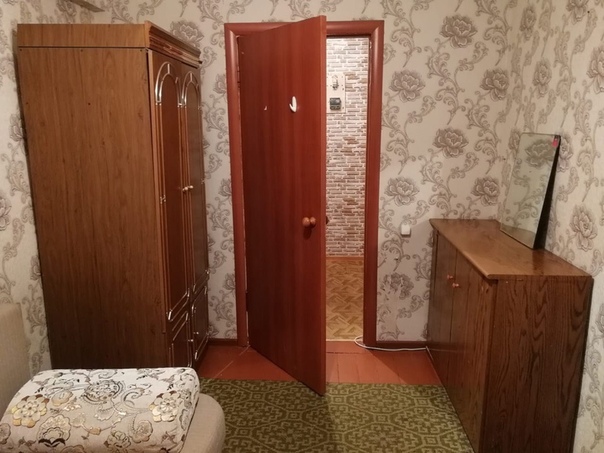 Квартира, 3 комнаты, 65 м 40000 руб/мес. <br>Метро Нахимовский проспект — 130 м <br>Москва, Россия улица Азовская, 3 <br>89058323163 <br>Квартира Можно всем не более 5 ти человек Желательно семье, возможна регистрация на длительный срок. <br>Самые лучшие соседи, самый тихий район. Пластиковые окна, не угловая, кладовка, счётчики, тихий двор, чистая, уютная, холодильник, стиральная машина-автомат, телевизор, вся бытовая техника. Приходи и живи Адекватный собственник! - фото Фото: Квартира, 3 комнаты, 65 м 40000 руб/мес. <br>Метро Нахимовский проспект — 130 м <br>Москва, Россия улица Азовская, 3 <br>89058323163 <br>Квартира Можно всем не более 5 ти человек Желательно семье, возможна регистрация на длительный срок. <br>Самые лучшие соседи, самый тихий район. Пластиковые окна, не угловая, кладовка, счётчики, тихий двор, чистая, уютная, холодильник, стиральная машина-автомат, телевизор, вся бытовая техника. Приходи и живи Адекватный собственник!
