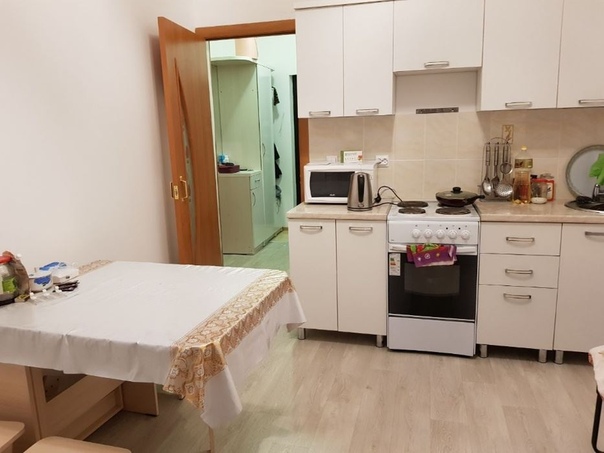 Фото: Спортивная — 280 м <br>Москва, Россия Хамовнический Вал улица, 32 <br>25000 руб/мес. <br>квартира как на фотографиях есть вся мебель и техника по всем вопросам можете звонить оперативный показ Адекватный собственник! <br>Общая площадь 30 м <br>Площадь кухни 6 м <br>89058323163