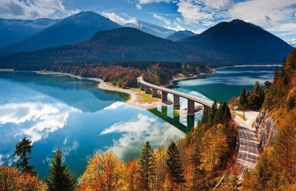 Озеро Sylvenstein, Германия.