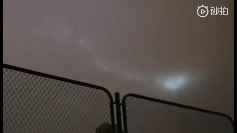 北京夜空惊现神秘光圈