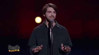Stand Up: Андрей Шарапов - О прыжке с парашютом, талисманах удачи, собрании жильцов и скороговорке