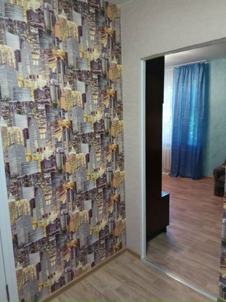 СОБСТВЕННИК!!!! Без комиссии для арендатора!!! Залог 100 % (разобьем)<br>Только на длительный срок!!!! <br>Москва. м. Щелковская, 11-я Парковая, д.54 к.1<br>5 мин пешком до метро<br>Сдам 2-комн. 1 этаж, теплую, уютную квартиру, с хорошим свежим ремонтом, смотрите фото!!!!<br><br>В квартире современный холодильник, стиральная машина, диван, кресла, стол, стулья, комод, шкаф, окна- стеклопакеты, только поменяли.<br>Предпочтение семейной паре, можно с детками, девушка/парень - 1-2 чел.<br>Если объявление висит, то квартира сдается. <br>45 000 руб/мес<br>На телефон отвечаю не всегда, пишите в смс и я вам перезвоню.<br>+7-977-415-31-49<br>Наталья - фото Фото: СОБСТВЕННИК!!!! Без комиссии для арендатора!!! Залог 100 % (разобьем)<br>Только на длительный срок!!!! <br>Москва. м. Щелковская, 11-я Парковая, д.54 к.1<br>5 мин пешком до метро<br>Сдам 2-комн. 1 этаж, теплую, уютную квартиру, с хорошим свежим ремонтом, смотрите фото!!!!<br><br>В квартире современный холодильник, стиральная машина, диван, кресла, стол, стулья, комод, шкаф, окна- стеклопакеты, только поменяли.<br>Предпочтение семейной паре, можно с детками, девушка/парень - 1-2 чел.<br>Если объявление висит, то квартира сдается. <br>45 000 руб/мес<br>На телефон отвечаю не всегда, пишите в смс и я вам перезвоню.<br>+7-977-415-31-49<br>Наталья