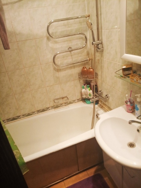 Сдам однокомнатную квартиру <br>Малая Пироговская, 27 к1 <br>Хамовники район <br>Спортивная — 420 м <br>31000 <br>89267405969 <br>пишите на whаts ааp: 89507346393 <br>Сдам однокомнатную квартиру,полностью укомплектованную мебелью и техникой,все для проживания имеется.В комнате стоит два дивана,оба раскладываются.Рабочее место,ЖК телевизор.В коридоре стоит большая гардеробная с большими зеркалами.Большая кухня с обеденной зоной,вытяжка,электрическая плита,кухонный гарнитур и телевизор.В ванной комнате есть стиральная машина,санузел разделен.Рассматриваю всех желающих,в предпочтениях не курящие люди. - фото Фото: Сдам однокомнатную квартиру <br>Малая Пироговская, 27 к1 <br>Хамовники район <br>Спортивная — 420 м <br>31000 <br>89267405969 <br>пишите на whаts ааp: 89507346393 <br>Сдам однокомнатную квартиру,полностью укомплектованную мебелью и техникой,все для проживания имеется.В комнате стоит два дивана,оба раскладываются.Рабочее место,ЖК телевизор.В коридоре стоит большая гардеробная с большими зеркалами.Большая кухня с обеденной зоной,вытяжка,электрическая плита,кухонный гарнитур и телевизор.В ванной комнате есть стиральная машина,санузел разделен.Рассматриваю всех желающих,в предпочтениях не курящие люди.