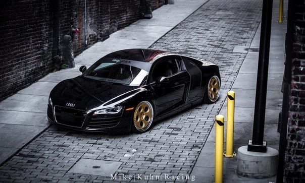 Audi R8