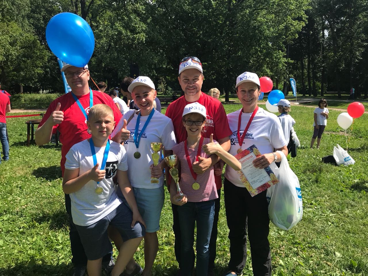 Спортивный фестиваль семейная команда. Частный спортивный лагерь д. воронцово Курского района. Фестиваль семейных команд фото. МО спортивная семья фото. Выходи во двор семейный фестиваль теплый стан-.