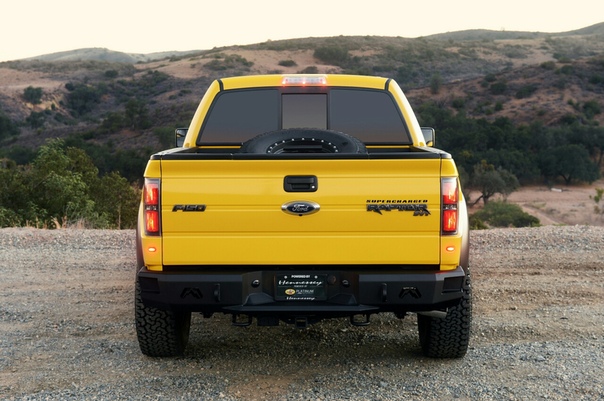 Очень редкие : 2010 Hennessey VelociRaptor 600 Класс: full-size picup trucТип кузова: 4-door picup Двигатель: V8 6.2 L supercharged Мощность: 600 л.с. КПП: АКПП-6 Привод: полный Компоновка: