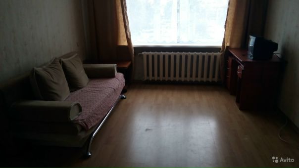 1-к квартира, 36 м, 3/5 эт. Колпино, <br>сдам однокомнатную квартиру на длительный срок!просьба риэлтором не беспокоить! 10000 с квартплатой! - фото Фото: 1-к квартира, 36 м, 3/5 эт. Колпино, <br>сдам однокомнатную квартиру на длительный срок!просьба риэлтором не беспокоить! 10000 с квартплатой!