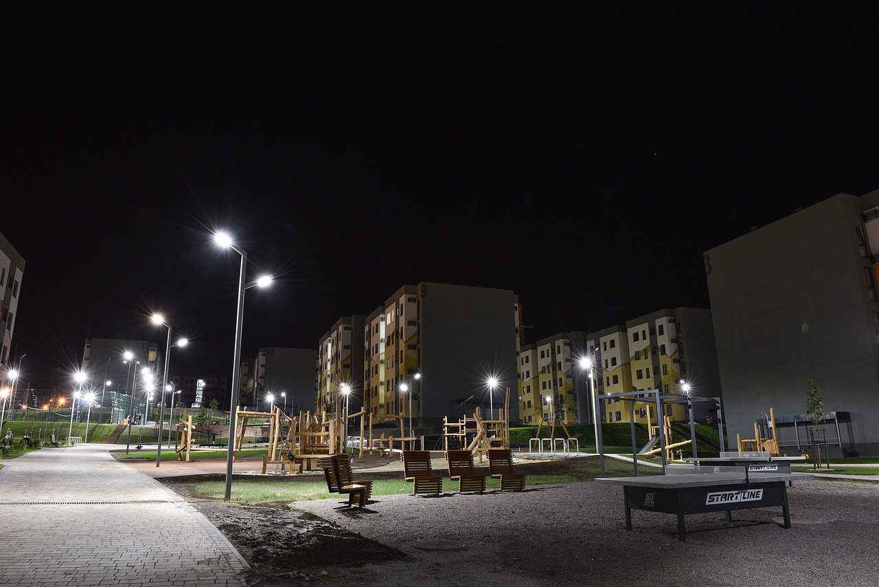 Мкр новая жизнь белгород. Мкр новая жизнь. Микрорайон новая жизнь белгород. Новая жизнь белгород дворы. История микрорайона нового белгород.