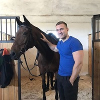 Денис Беляев