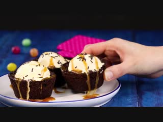 Мороженое в _“чашечке_“ из брауни