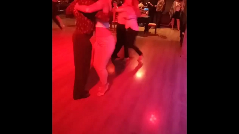 VID_19821002_170322_945.mp4