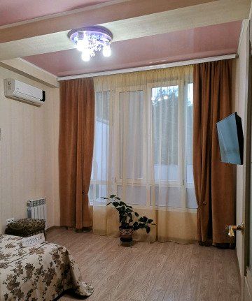Сдам уютную, чистую двухкомнатную квартиру. Есть всё необходимое для проживания. 2 отдельные комнаты и кухня. Рядом остановка, школа, детский садик, площадка для детей, торговый центр, рестораны. Метро в минуте ходьбы. <br>м.Чертановская, Балаклавский проспект 5 <br>35 000р мес. <br>89257812331 с 10 до 20. - фото Фото: Сдам уютную, чистую двухкомнатную квартиру. Есть всё необходимое для проживания. 2 отдельные комнаты и кухня. Рядом остановка, школа, детский садик, площадка для детей, торговый центр, рестораны. Метро в минуте ходьбы. <br>м.Чертановская, Балаклавский проспект 5 <br>35 000р мес. <br>89257812331 с 10 до 20.