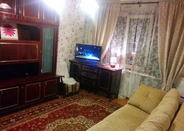 Сдам уютную однокомнатную квартиру!!! В пешей доступности от станции метро Кузьминки. В квартире имеется все для комфортного проживания: холодильник, телевизор, стиральная машина. Квартира полностью укомплектована. Развитая инфраструктура, рядом множество магазинов первой необходимости. Квартира ухоженная, убранная. <br>Волгоградский проспект 122 <br>Звонить 89251269600 <br>26000 Руб/мес - фото Фото: Сдам уютную однокомнатную квартиру!!! В пешей доступности от станции метро Кузьминки. В квартире имеется все для комфортного проживания: холодильник, телевизор, стиральная машина. Квартира полностью укомплектована. Развитая инфраструктура, рядом множество магазинов первой необходимости. Квартира ухоженная, убранная. <br>Волгоградский проспект 122 <br>Звонить 89251269600 <br>26000 Руб/мес