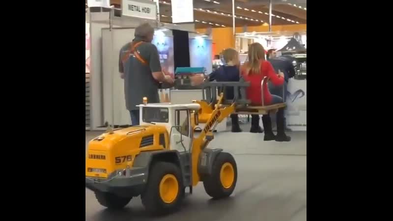 Liebherr RC loader 🚜
