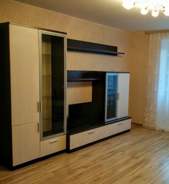Метро БАБУШКИНСКАЯ <br>Улица ЛЕНСКАЯ 8 к2. <br>Хорошая квартира в хорошем доме, на долго.Ремонт, мебель и техника. <br>Стир. машина, телевизор, кух. гарнитур , обеденная зона, плита, пылесос,холодильник, шкаф. В квартире проведен интернет. <br>Прошлые жильцы уже съехали, заселяться можно хоть сегодня. Если на длительный срок 25.000 плюс счетчики. Можно с маленькими четвероногими. 89227577789 мой телефон. Торга нет, залог 50%, ищем надолго, продавать не планируем. Все как на фото. - фото Фото: Метро БАБУШКИНСКАЯ <br>Улица ЛЕНСКАЯ 8 к2. <br>Хорошая квартира в хорошем доме, на долго.Ремонт, мебель и техника. <br>Стир. машина, телевизор, кух. гарнитур , обеденная зона, плита, пылесос,холодильник, шкаф. В квартире проведен интернет. <br>Прошлые жильцы уже съехали, заселяться можно хоть сегодня. Если на длительный срок 25.000 плюс счетчики. Можно с маленькими четвероногими. 89227577789 мой телефон. Торга нет, залог 50%, ищем надолго, продавать не планируем. Все как на фото.