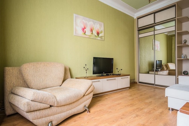 Проспект Вернадского 600 м, <br>Москва, улица Удальцова, 17к2 <br>Сдам очень уютную и светлую однокомнатную квартиру, рядом с метро. Квартира полностью меблирована, все для комфортного проживания есть. <br>Можно с детьми и животными. Сдача приезжим и студентам рассматривается. <br>Цена 30000т.р <br>+7 (925) 270-82-24 Роберт - фото Фото: Проспект Вернадского 600 м, <br>Москва, улица Удальцова, 17к2 <br>Сдам очень уютную и светлую однокомнатную квартиру, рядом с метро. Квартира полностью меблирована, все для комфортного проживания есть. <br>Можно с детьми и животными. Сдача приезжим и студентам рассматривается. <br>Цена 30000т.р <br>+7 (925) 270-82-24 Роберт