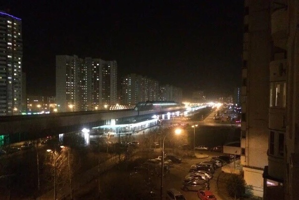 Фото: Добрый день.<br>Сдается уютная комната с балконом, 15 кв. м., в 4-х комн-ной квартире по ул. Скобелевская 3 к1, 1 мин ходьбы от ст. м. 