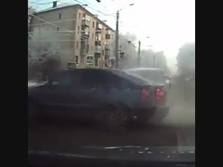 Очень дерзкий пенсионер на Ниве