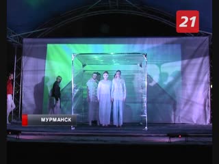 Теплая одежда, горячий чай и фильмы. Сегодня в Мурманске открылся зимний кинотеатр
