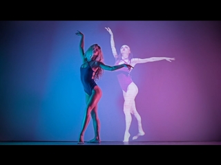 Holodance with Brit Hay Kirsten Leigh ( Сексуальная, Приват Ню, Private Модель, Nude 18+ )