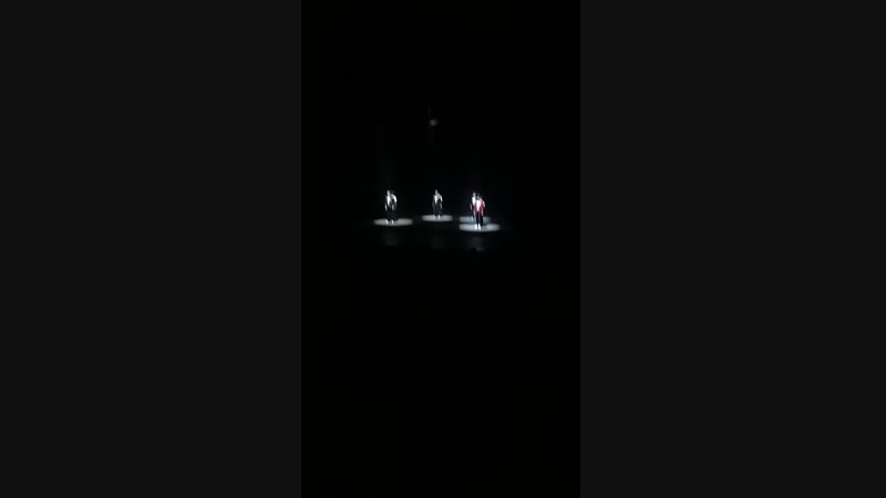 VID_20181109_170804.mp4